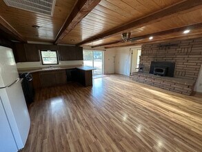 629 Mt Capitan Rd in Capitan, NM - Building Photo - Building Photo