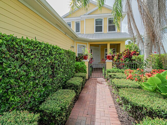 4570 Bridgepointe Way in Vero Beach, FL - Building Photo - Building Photo