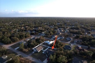 5223 Kingsman Ave in North Port, FL - Foto de edificio - Building Photo