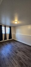 522 5th St W, Unit #1 in Williston, ND - Foto de edificio - Building Photo