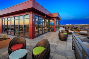 Venture in Madison, WI - Building Photo