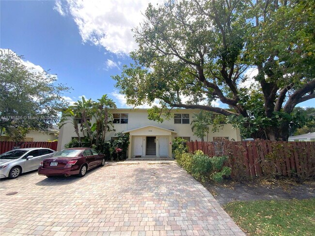 property at 530 NE 15th Ct
