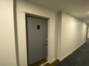 120 Jensen Ave W in Parksville, BC - Building Photo - Building Photo