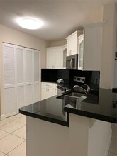 6288 NW 186th St, Unit XXX in Hialeah, FL - Building Photo - Building Photo