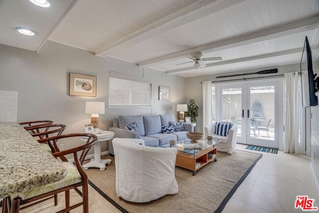 219 13th St in Huntington Beach, CA - Building Photo - Building Photo