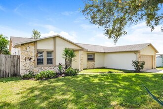 409 Riverwoods Cir in Orlando, FL - Foto de edificio - Building Photo