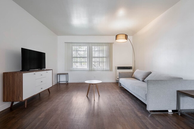 property at 8754 Belford Ave