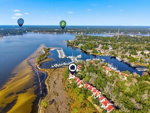 7 Marina Cove Dr in Niceville, FL - Building Photo - Building Photo