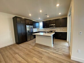 6480 Rosebay Ct in Dublin, CA - Building Photo - Building Photo