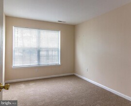 9228-38 Blue Grass Rd in Philadelphia, PA - Building Photo - Building Photo