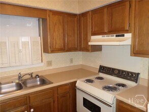 29 Colony Park Dr in Savannah, GA - Building Photo - Building Photo