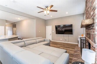 8409 Lake Bend Dr in Rowlett, TX - Building Photo - Building Photo