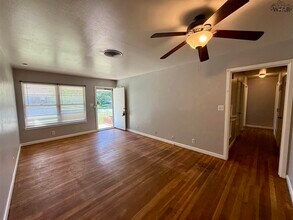 4814 Earl St in Wichita Falls, TX - Building Photo - Building Photo