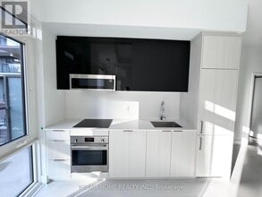 308 Jarvis St in Toronto, ON - Building Photo - Building Photo