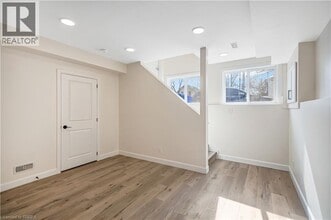 306 Dalhousie St in Brantford, ON - Building Photo - Building Photo