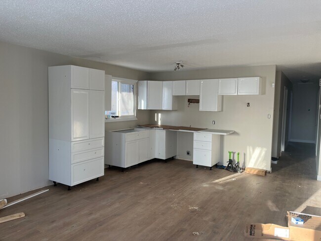 4111-4149 49 Ave in Bonnyville, AB - Building Photo - Building Photo