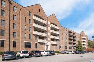 1040 Broadway St in Homewood, AL - Building Photo