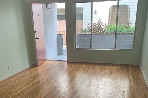 917 5th St in Santa Monica, CA - Building Photo