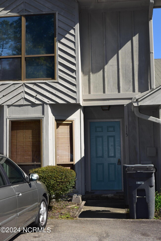 property at 115 Mallard Cove