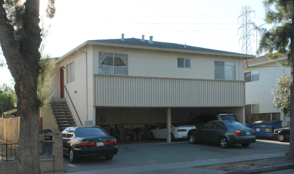 672 Johanna Ave in Sunnyvale, CA - Building Photo