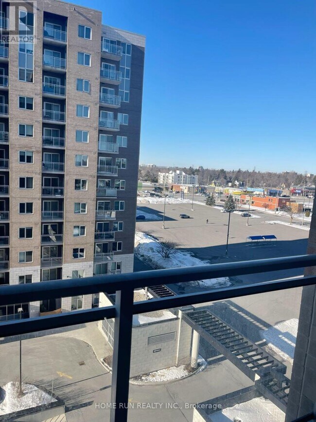 330-330 Titan Private in Ottawa, ON - Building Photo - Building Photo