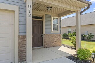 912 Newburn Dr in North Augusta, SC - Building Photo - Building Photo