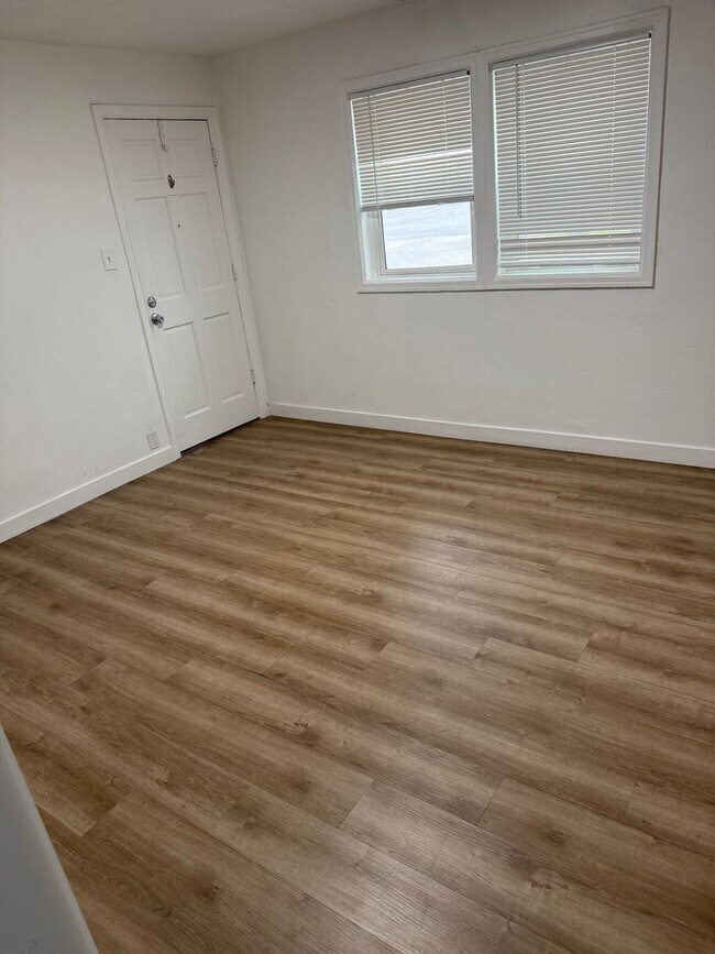 264 W Ardmore Pl in Salt Lake City, UT - Building Photo - Building Photo