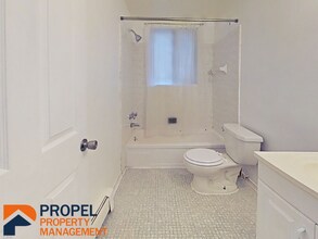 5686 Howe Rd in Wayne, MI - Building Photo - Building Photo