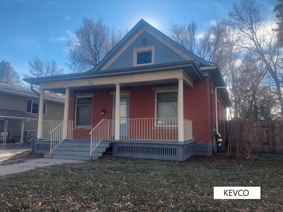 321 Edwards St in Fort Collins, CO - Building Photo