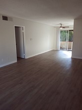 Chateau Spring Terrace Apartments in La Mesa, CA - Building Photo - Building Photo