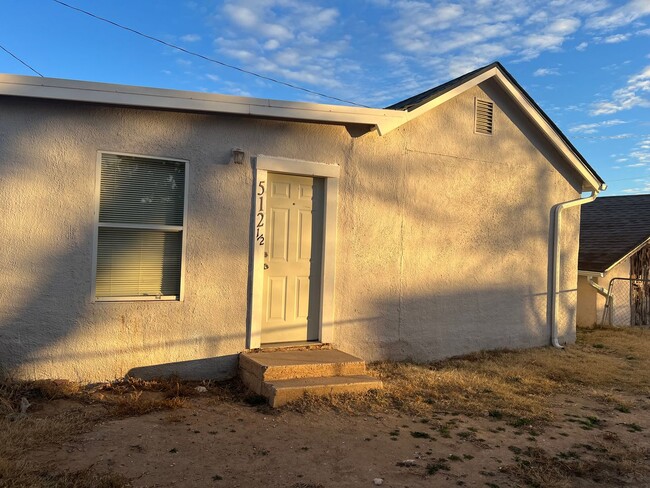 property at 512 W 15th St