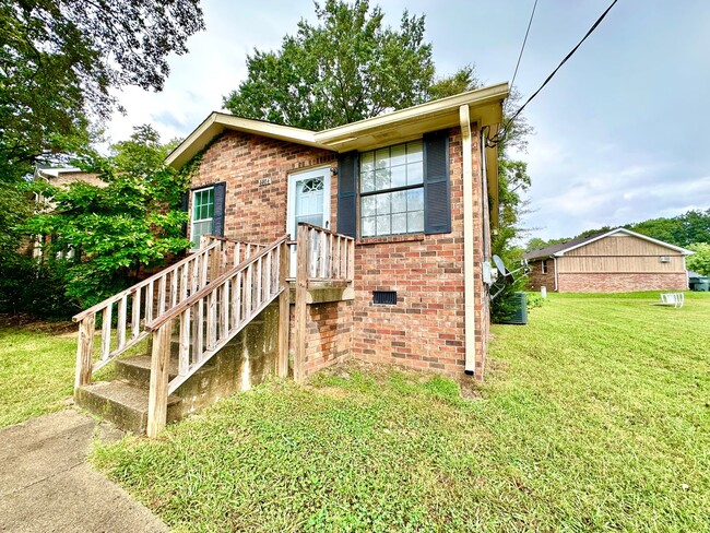 4404 Gina Brooke Dr in Nashville, TN - Foto de edificio - Building Photo