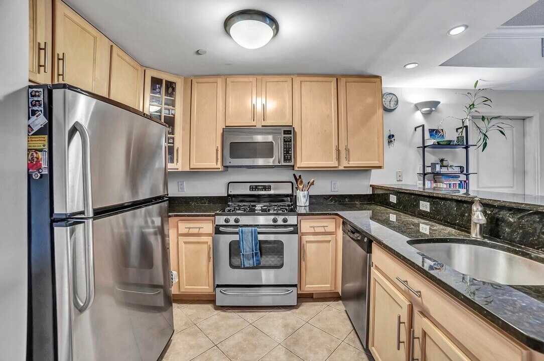 4315 PARK Ave in Union City, NJ - Building Photo