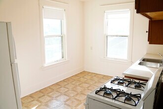 1045 Rose St in Lincoln, NE - Building Photo - Building Photo