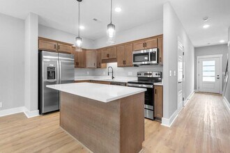 302 Jonathan Wade Cir in Clarksville, TN - Building Photo - Building Photo