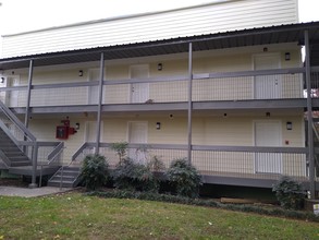 Hidden Ridge Apartments in Knoxville, TN - Building Photo - Building Photo