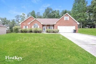 609 Togwatee Pass in Hampton, GA - Building Photo