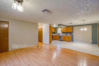 403 NE 123rd Ave in Vancouver, WA - Building Photo - Building Photo