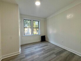 124 74th St in North Bergen, NJ - Building Photo