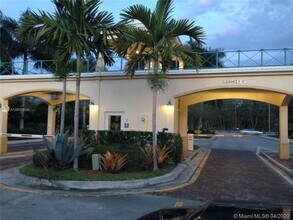 982 NE 42nd Pl in Homestead, FL - Building Photo - Building Photo