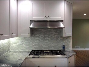 55 Montgomery St in West Windsor Township, NJ - Building Photo - Building Photo