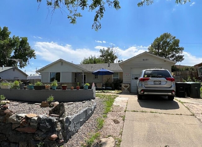 property at 9271 Hoffman Way