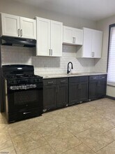 669 S 17th St in Newark, NJ - Building Photo - Building Photo