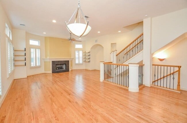 property at 5416 Rose St