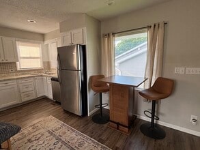 616 S Paris St in Catlin, IL - Foto de edificio - Building Photo