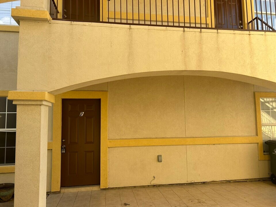 2903 S Martin Ave in Laredo, TX - Building Photo