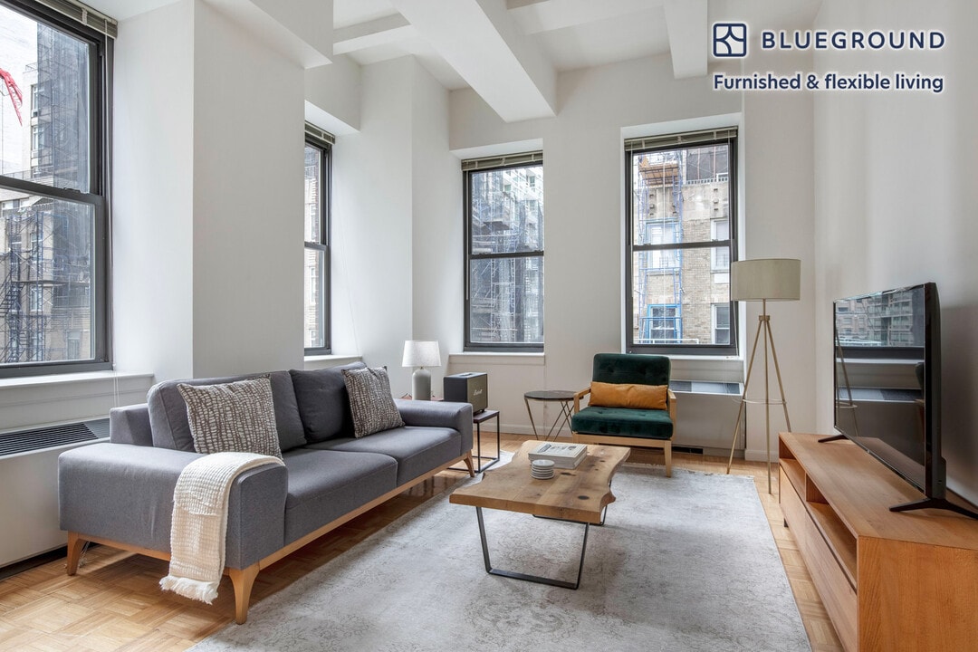 85 John St in New York, NY - Building Photo