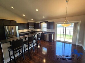 1636 S Castle Stone Square in Billings, MT - Building Photo - Building Photo