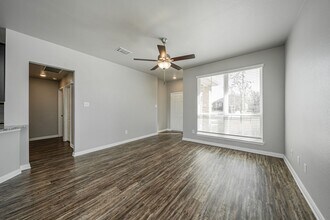 631 Fallbrook Dr in Temple, TX - Building Photo - Building Photo