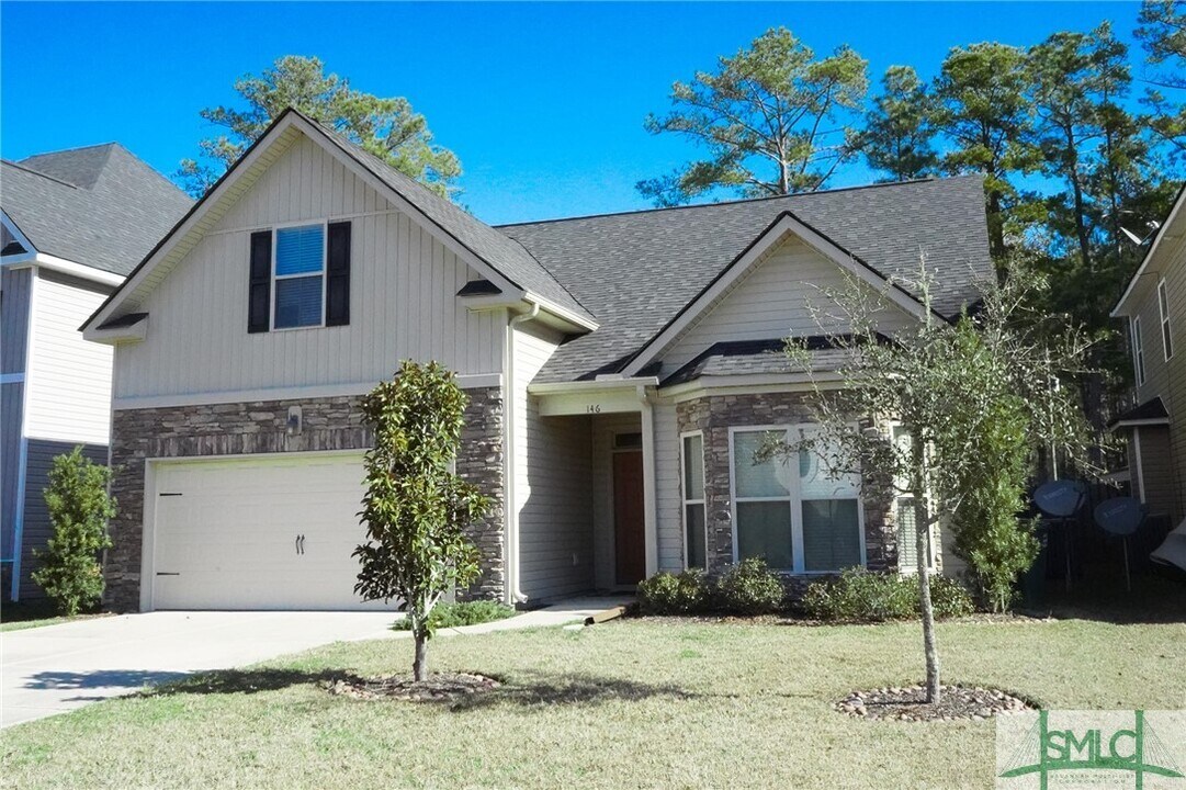 146 Laguna Wy in Savannah, GA - Building Photo